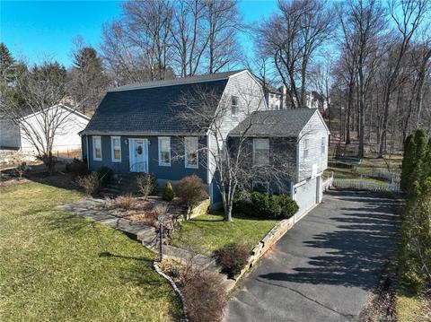 345 Westfield St, Middletown, CT 06457
