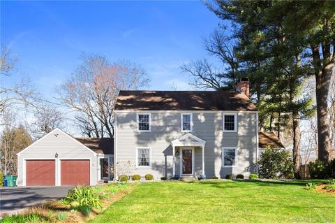 15 Knollwood Rd, Bloomfield, CT 06002