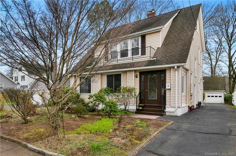 18 Wakefield St, Hamden, CT 06517