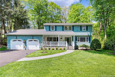 271 Ridgeview Ave, Fairfield, CT 06825