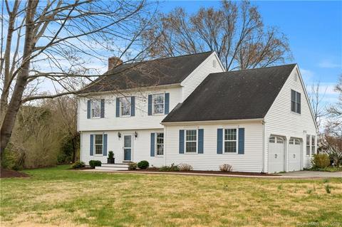 6 Strawberry Ln, Old Lyme, CT 06371