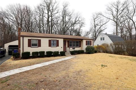 294 Reed Ave, Windsor Locks, CT 06096