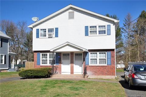 65 Lyness St, Manchester, CT 06040