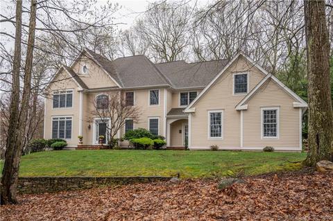 60 Hunters Xing, Burlington, CT 06013