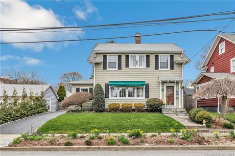 60 Sedan Ter, Fairfield, CT 06825