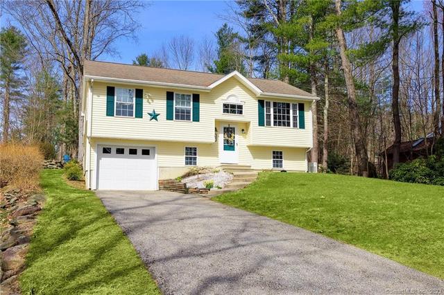 23 Walnut Rd, Woodstock, CT 06281