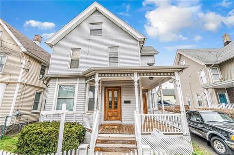 217 Shelton St, Bridgeport, CT 06608