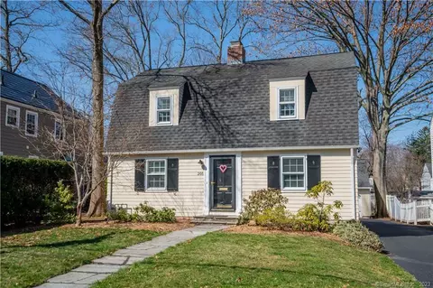 205 Griswold Dr, West Hartford, CT 06119