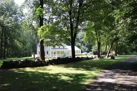 265 Warpas Rd, Madison, CT 06443