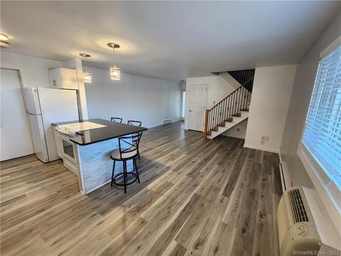 202 West Walk #202, West Haven, CT 06516