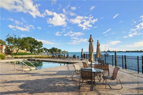 100 Seaview Ave #2A, Norwalk, CT 06855