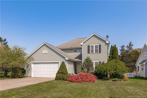 45 Davis Rd, Wethersfield, CT 06109