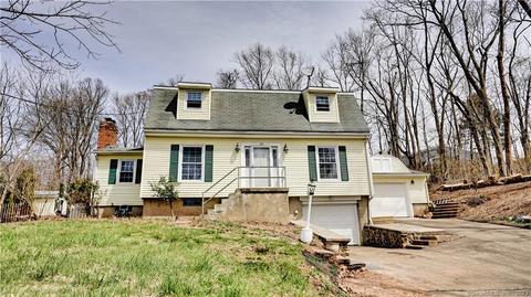 112 Burban Dr, Branford, CT 06405