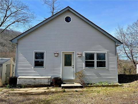 7 Sandstrom Rd, Washington, CT 06777
