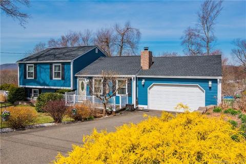 8 Bernadette Ln, Wallingford, CT 06492