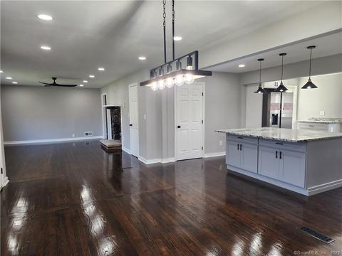 29 Fergone Rd, Danbury, CT 06810