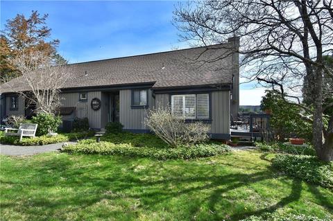 269 Heritage Vlg #B, Southbury, CT 06488