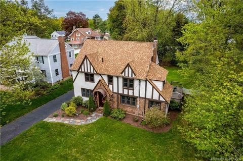 258 S Main St, West Hartford, CT 06107