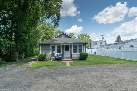 73 Chapman Beach Rd, Westbrook, CT 06498