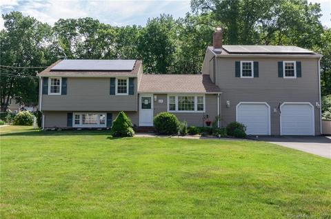 23 Roberta Rd, North Haven, CT 06473