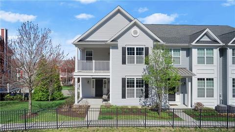 19 Warrington Round #19, Danbury, CT 06810