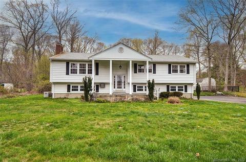26 Princess Dr, Madison, CT 06443