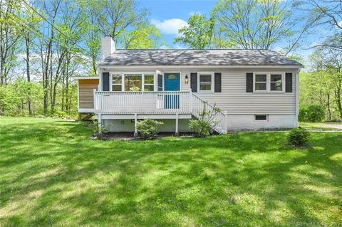 14 Sylvan Dr, Ridgefield, CT 06877