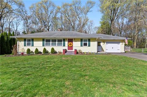 18 Alexander Dr, Meriden, CT 06450