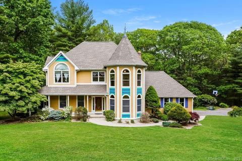 92 Jacqueline Dr, Manchester, CT 06040