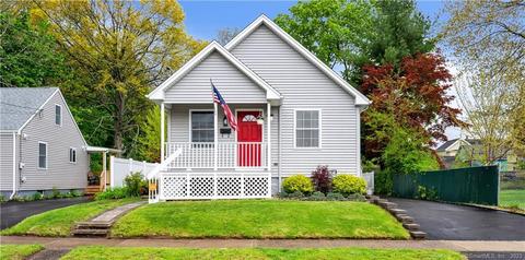 86 Henry St, New Britain, CT 06051