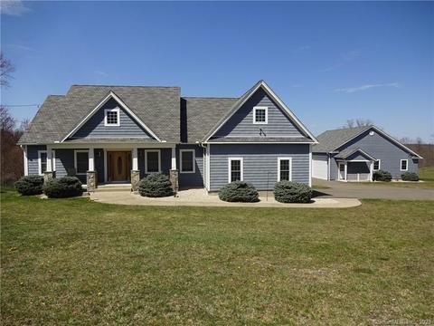 454 Skokorat Rd, Beacon Falls, CT 06403