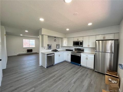 24 Blueridge Dr #K11, Waterbury, CT 06704