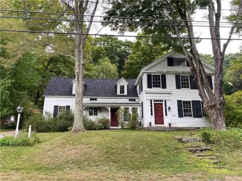 97 Chaplin St, Chaplin, CT 06235