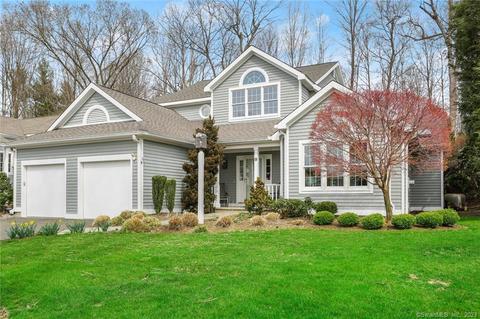 9 Wilton Hls #9, Wilton, CT 06897