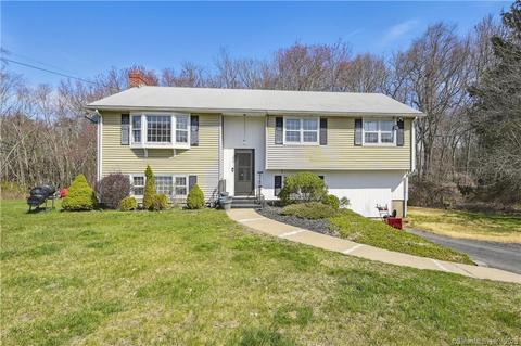 57 Shallowbrook Ln, Manchester, CT 06040
