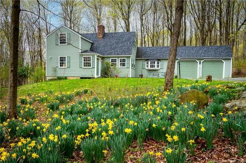 122 Kent Hollow Rd, Kent, CT 06757