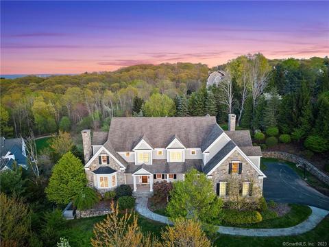 36 Old Stone Xing, West Hartford, CT 06117