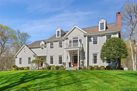 3 Logan Ln, Weston, CT 06883