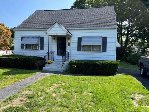 36 Roosevelt Dr, Ansonia, CT 06401