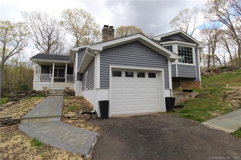 75 Ridge Dale Rd, Monroe, CT 06468