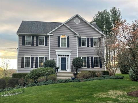 131 Horse Fence Hill Rd, Southbury, CT 06488