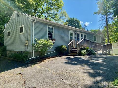 80 Hayestown Rd, Danbury, CT 06811