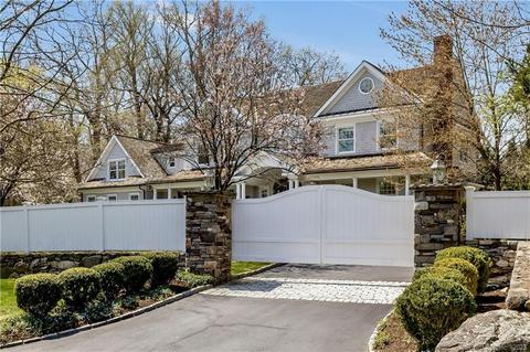 154 Cognewaugh Rd, Greenwich, CT 06807