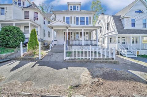 66 Washington Ter, Bridgeport, CT 06604