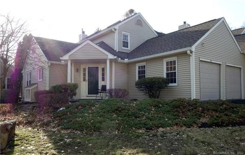 409 Pitkin Holw #409, Trumbull, CT 06611