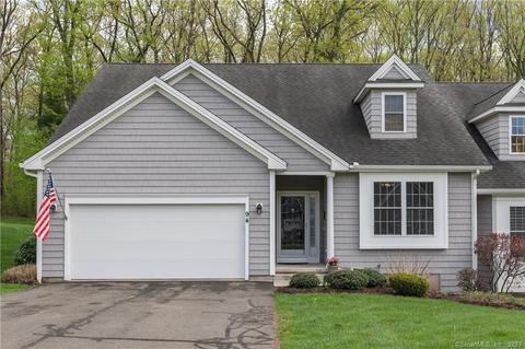 90 Apple Gate #94, Southington, CT 06489