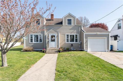 75 Meadow View St, East Haven, CT 06512