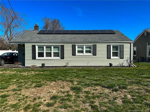 86 Hills St, East Hartford, CT 06118