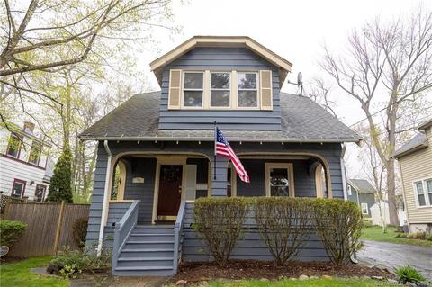 67 Ringgold St, West Hartford, CT 06107
