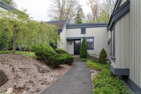 944 Heritage Vlg #C, Southbury, CT 06488